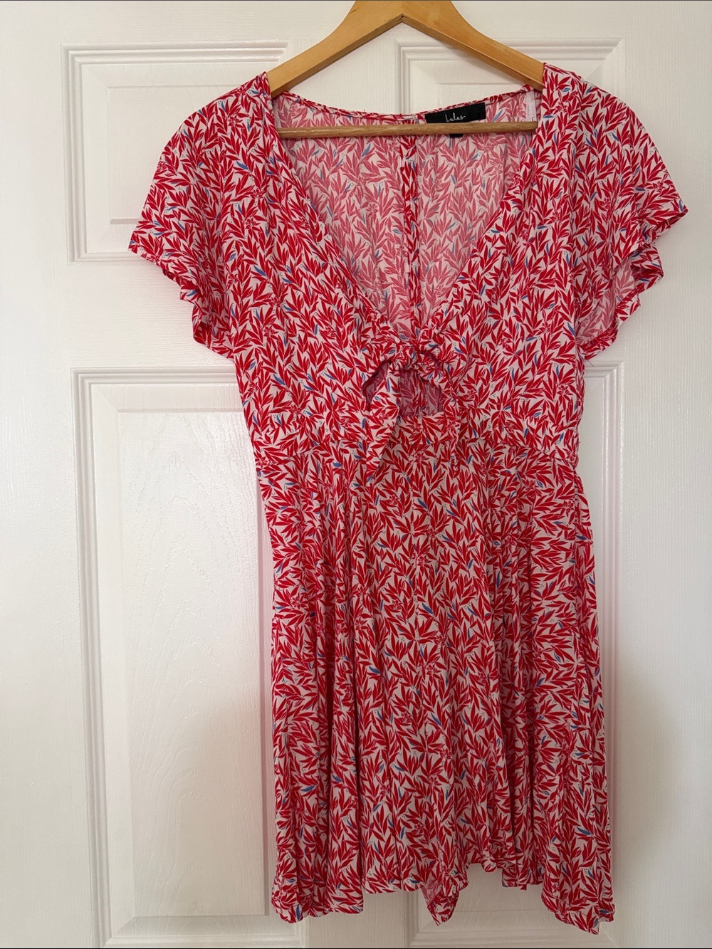 Lulu's Red and White Floral Tie-Front Flutter Dress